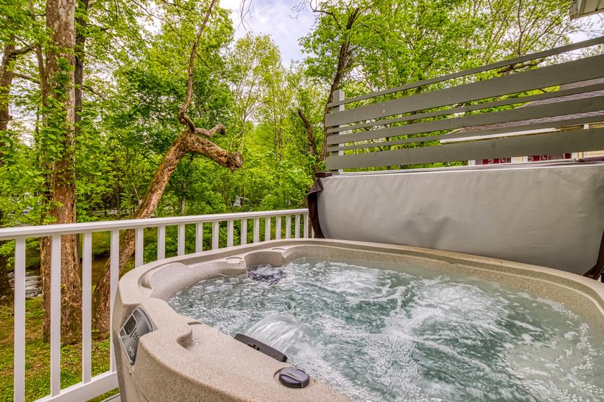 Creekside Cottage